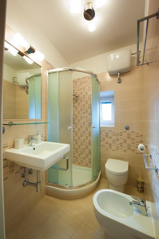La Sentinella Holiday House Bracciano  Habitación foto